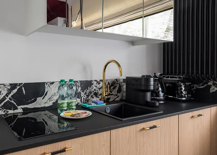 Nowolipki Deluxe Red * Warsaw