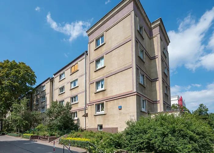 Nowolipki Deluxe Red Warsaw