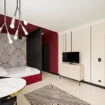 Nowolipki Deluxe Red Warschau